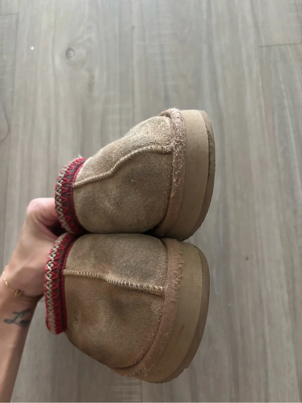 UGG Kids Chestnut Suede Slip-On Slippers with Red Accent 2Y